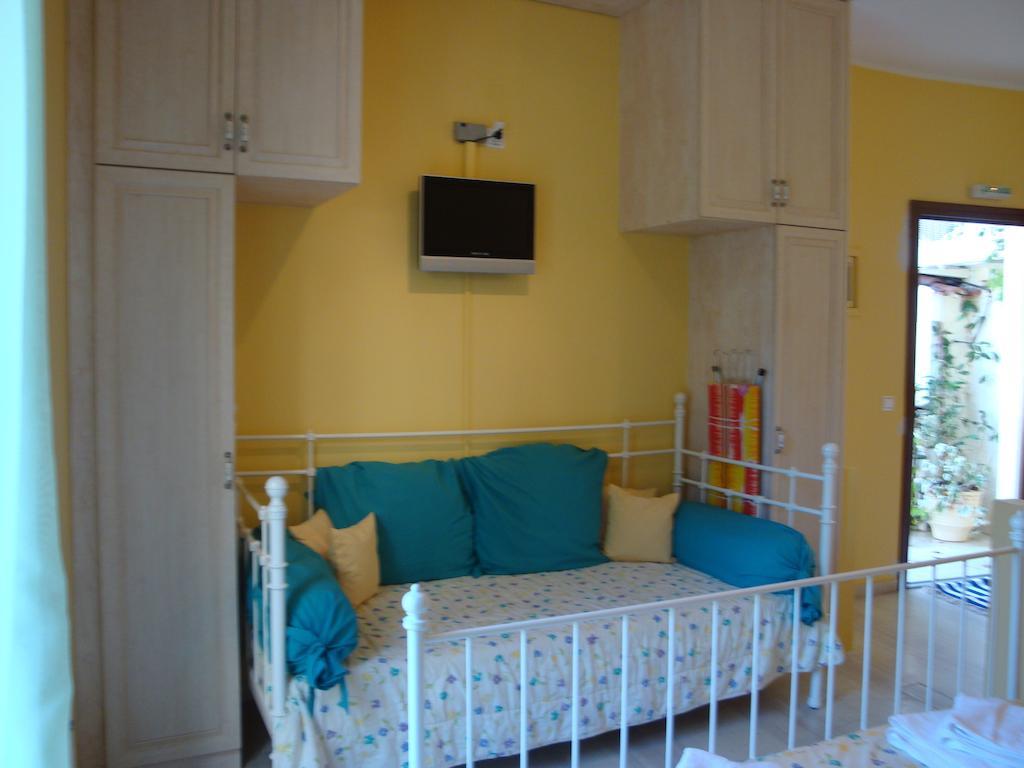 Yiannas Studio Gaios Zimmer foto